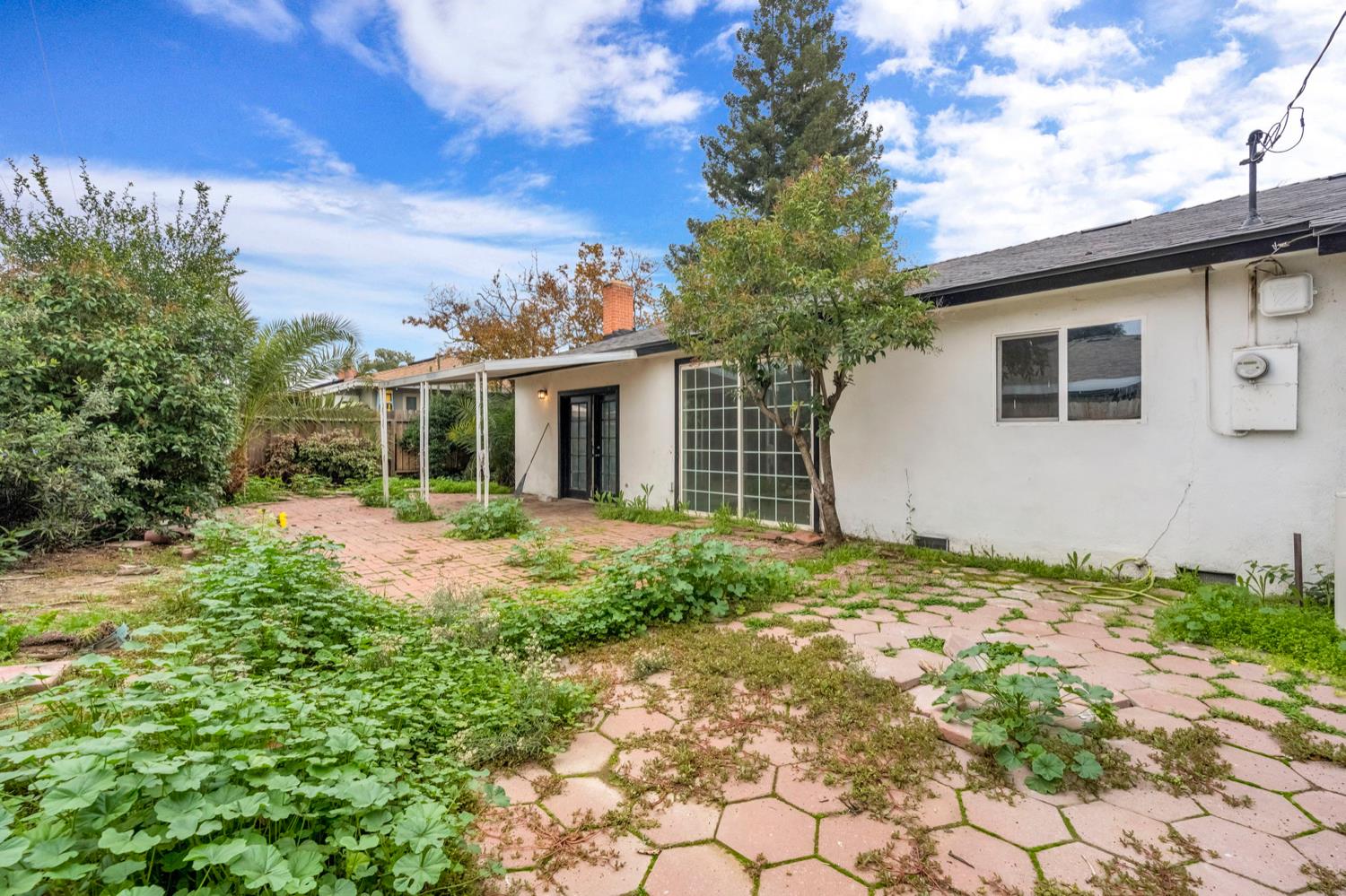 4813 E San Gabriel Ave, Fresno, CA 93726