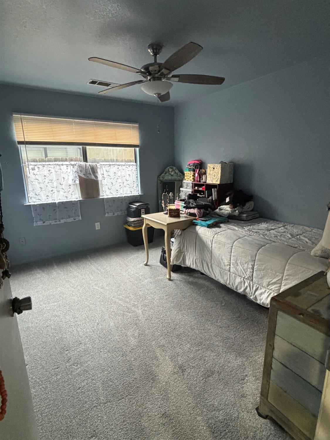 1663 Saltbrush Ave, Coalinga, CA 93210