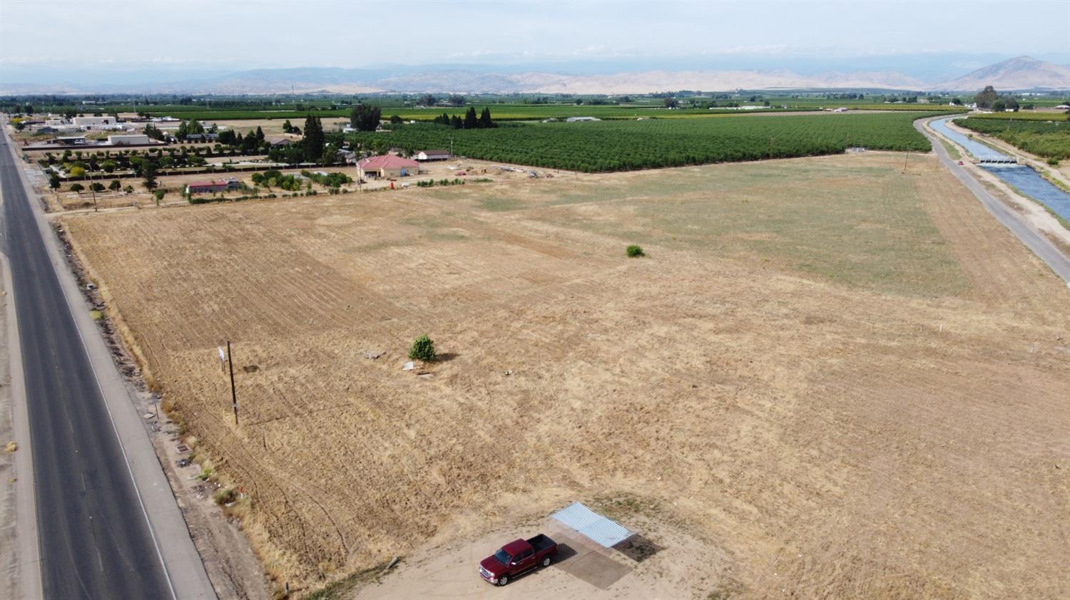 836 S Academy Ave, Sanger, CA 93657