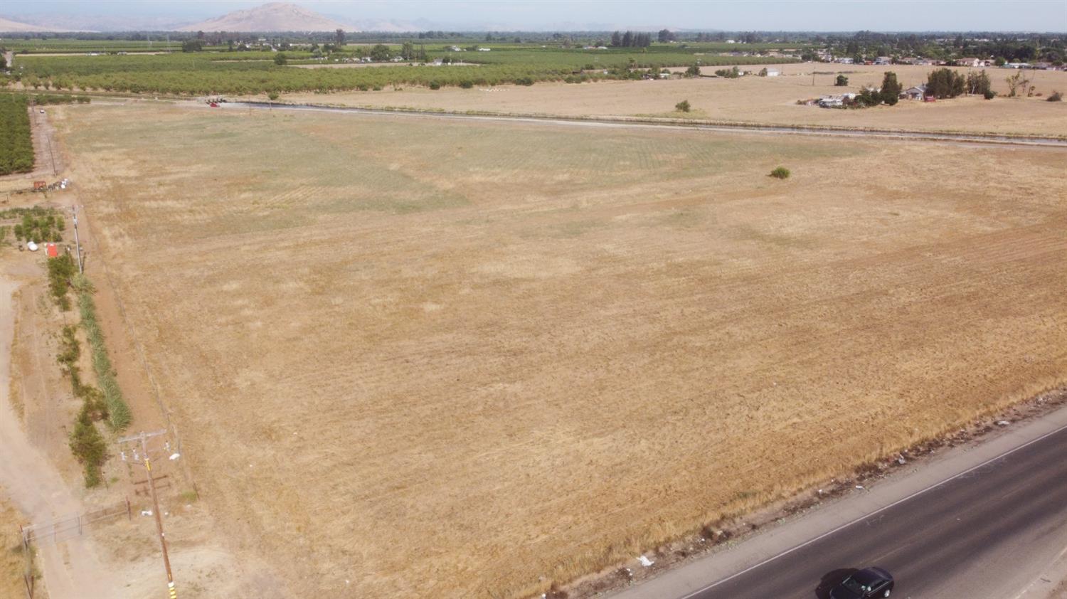 836 S Academy Ave, Sanger, CA 93657