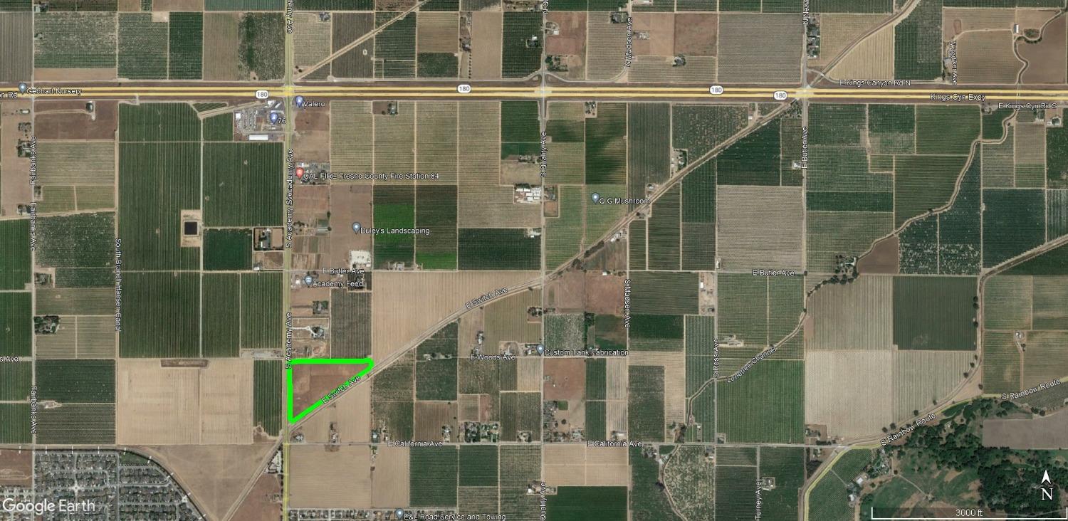 836 S Academy Ave, Sanger, CA 93657