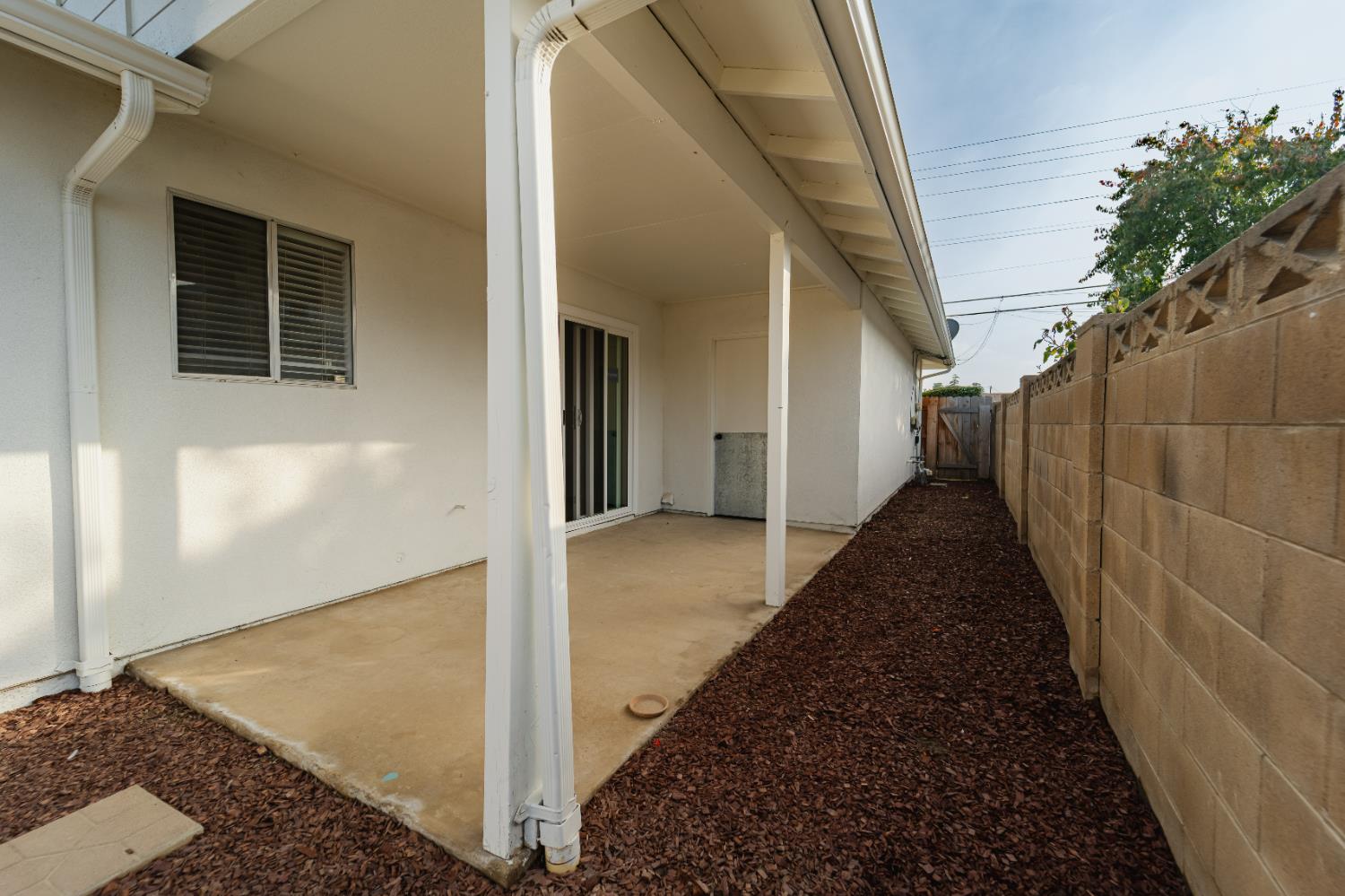 4438 W Feemster Ave, Visalia, CA 93277