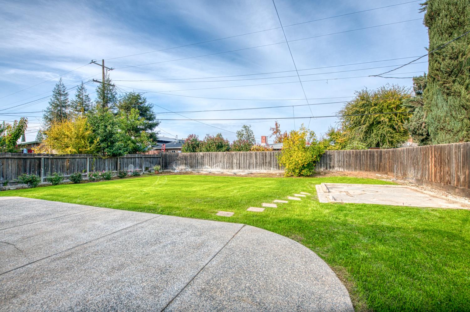 542 W Harvard, Fresno, CA 93705