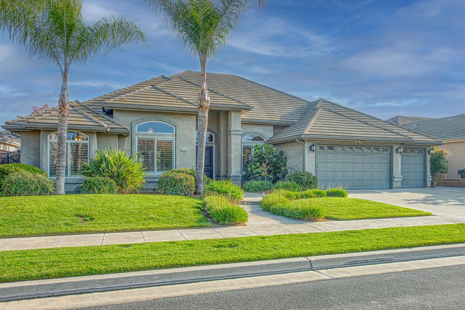 7730 N Gilroy Ave, Fresno, CA 93722