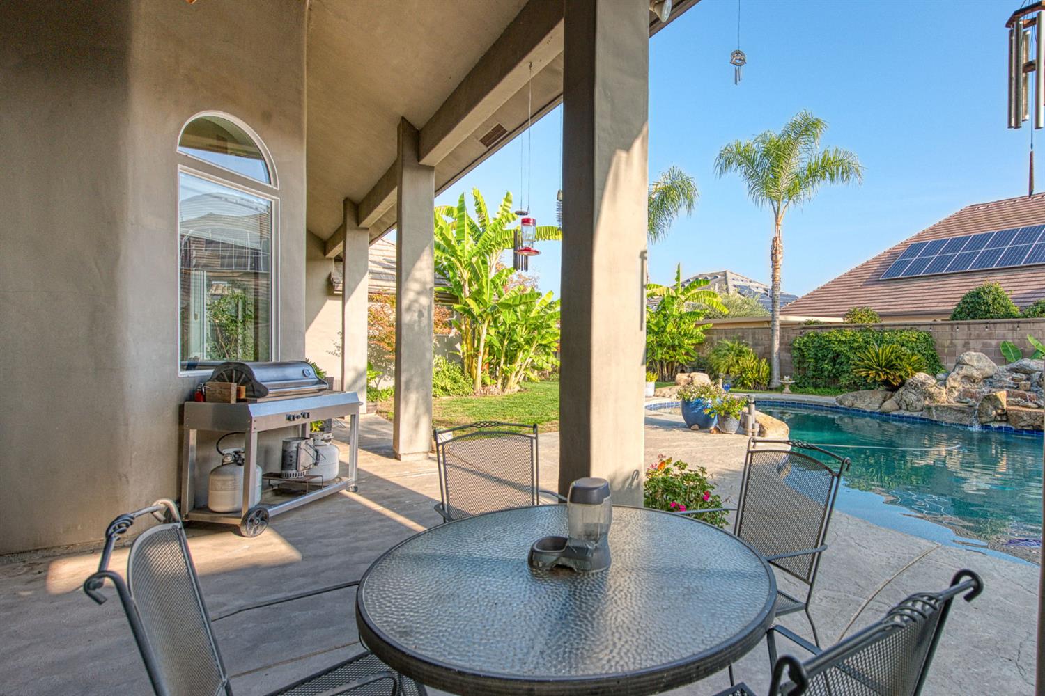 7730 N Gilroy Ave, Fresno, CA 93722