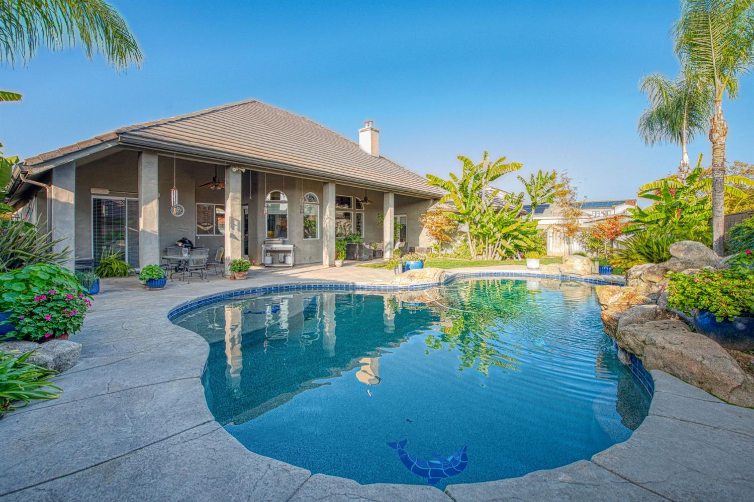 7730 N Gilroy Ave, Fresno, CA 93722