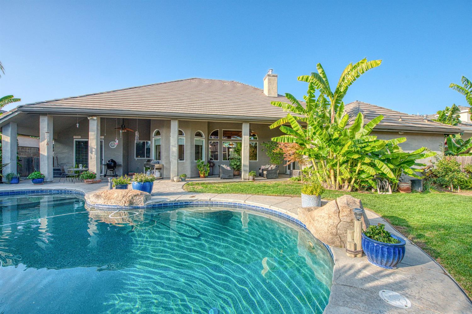 7730 N Gilroy Ave, Fresno, CA 93722