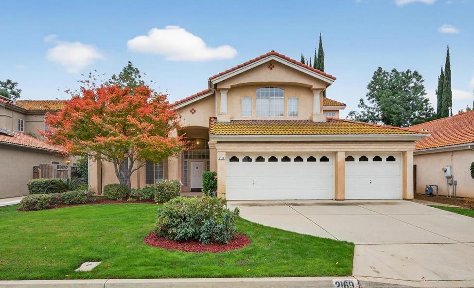 2169 E Hillview Ave, Fresno, CA 93720