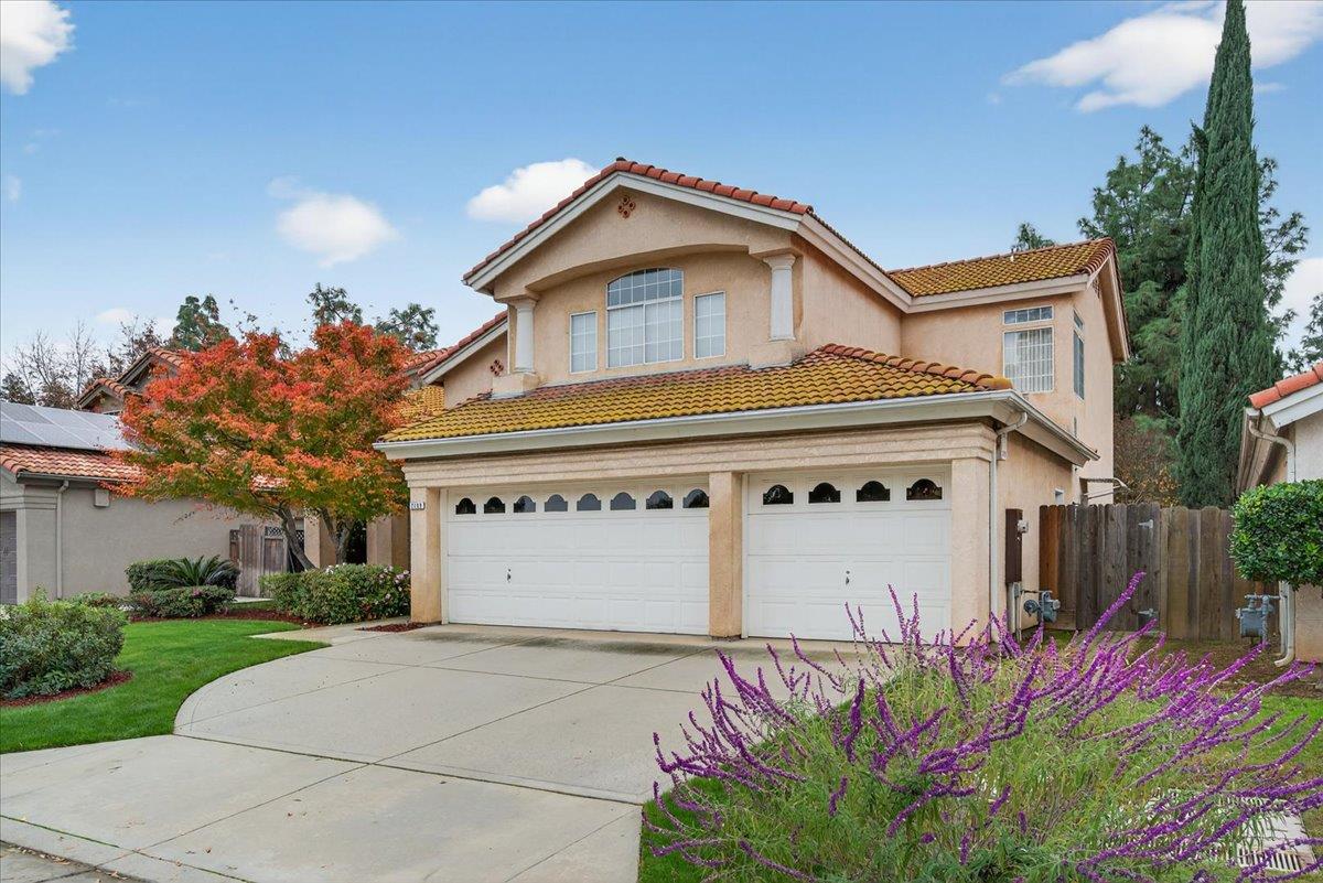 2169 E Hillview Ave, Fresno, CA 93720