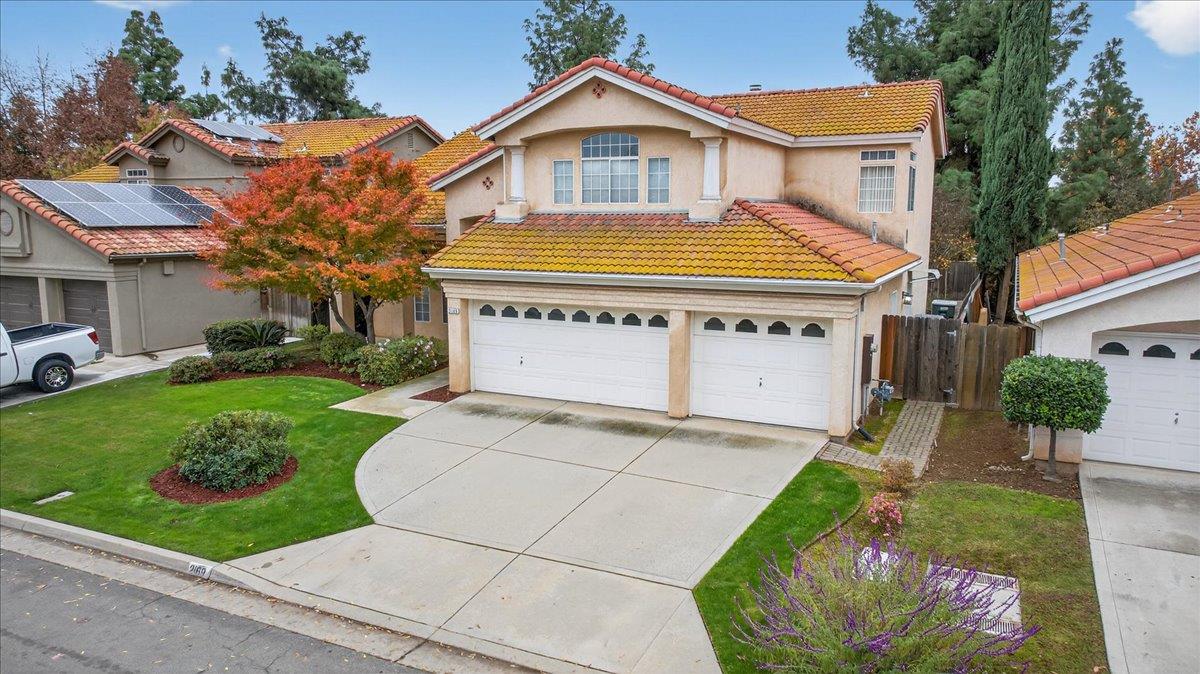 2169 E Hillview Ave, Fresno, CA 93720