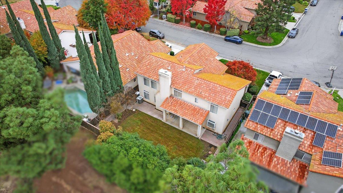 2169 E Hillview Ave, Fresno, CA 93720