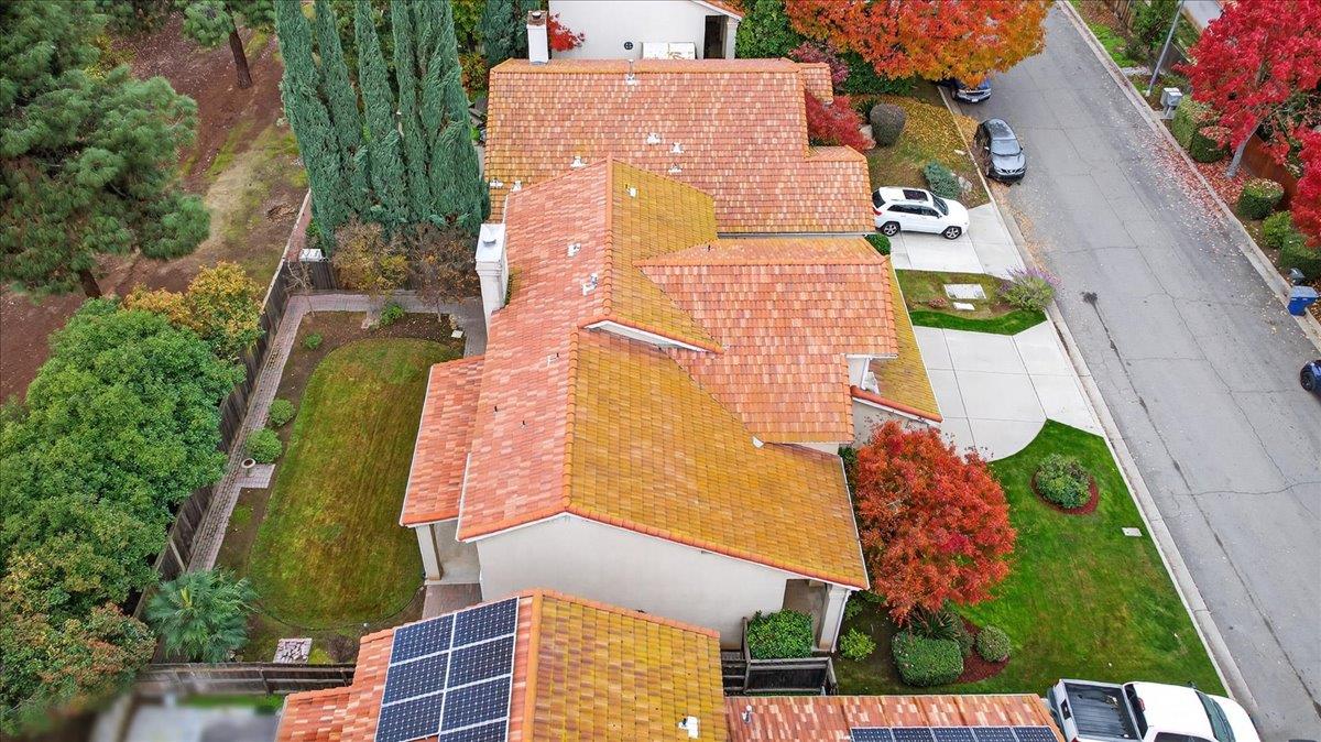 2169 E Hillview Ave, Fresno, CA 93720