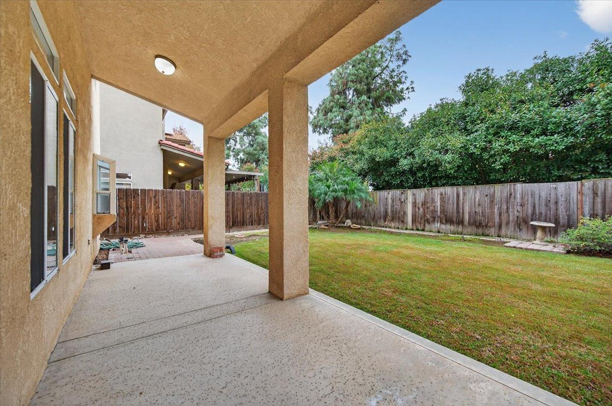 2169 E Hillview Ave, Fresno, CA 93720