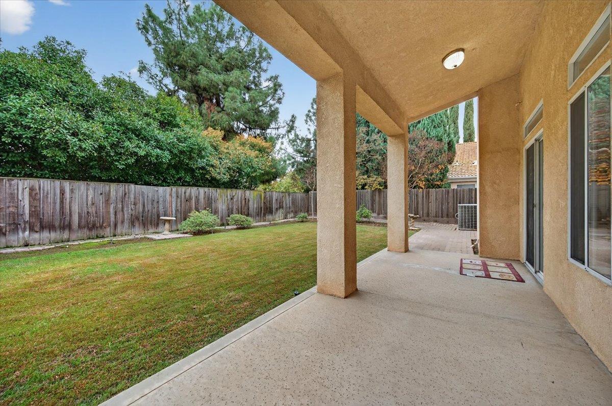 2169 E Hillview Ave, Fresno, CA 93720