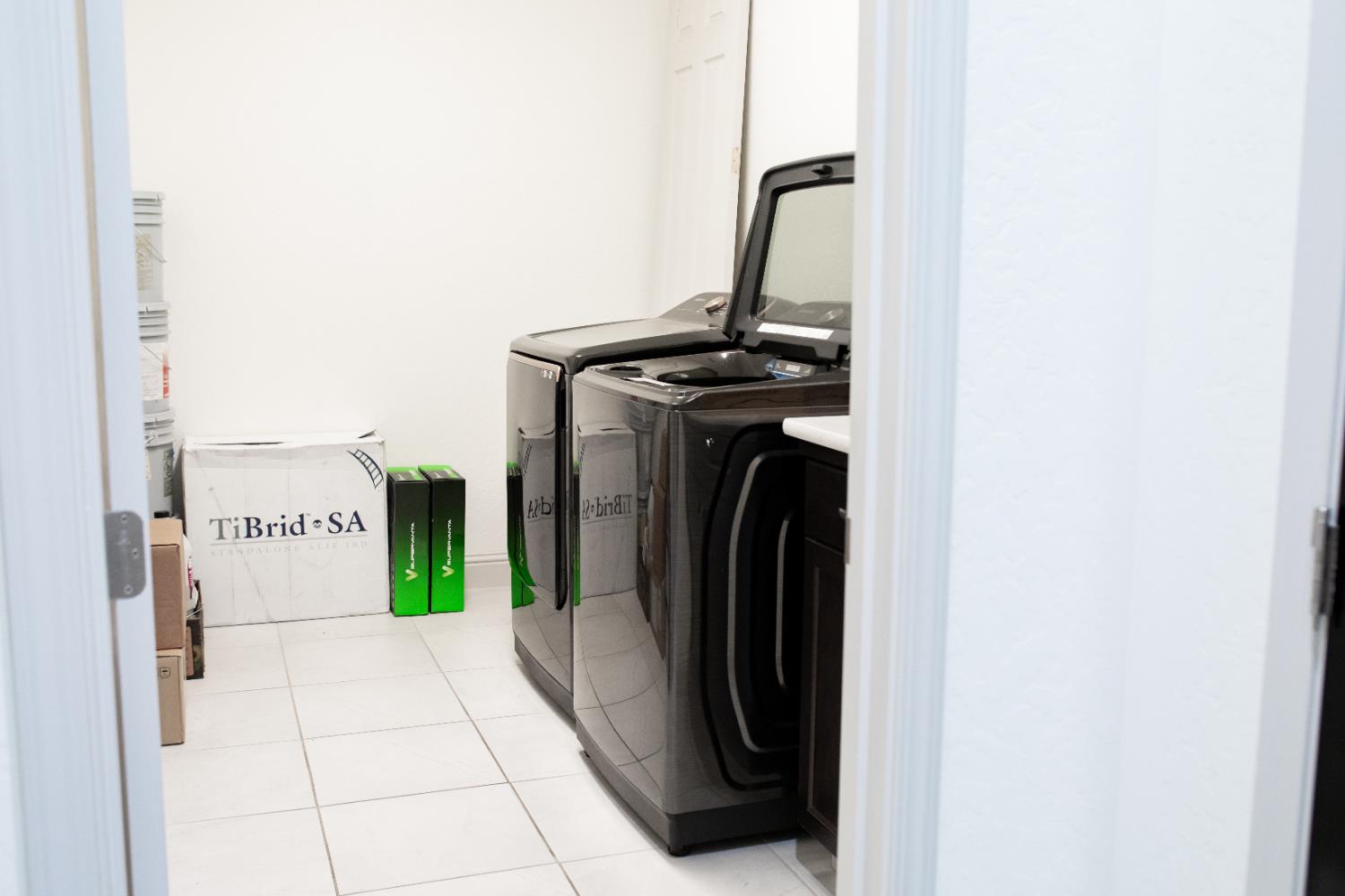 3045 Keats Ave, Clovis, CA 93619