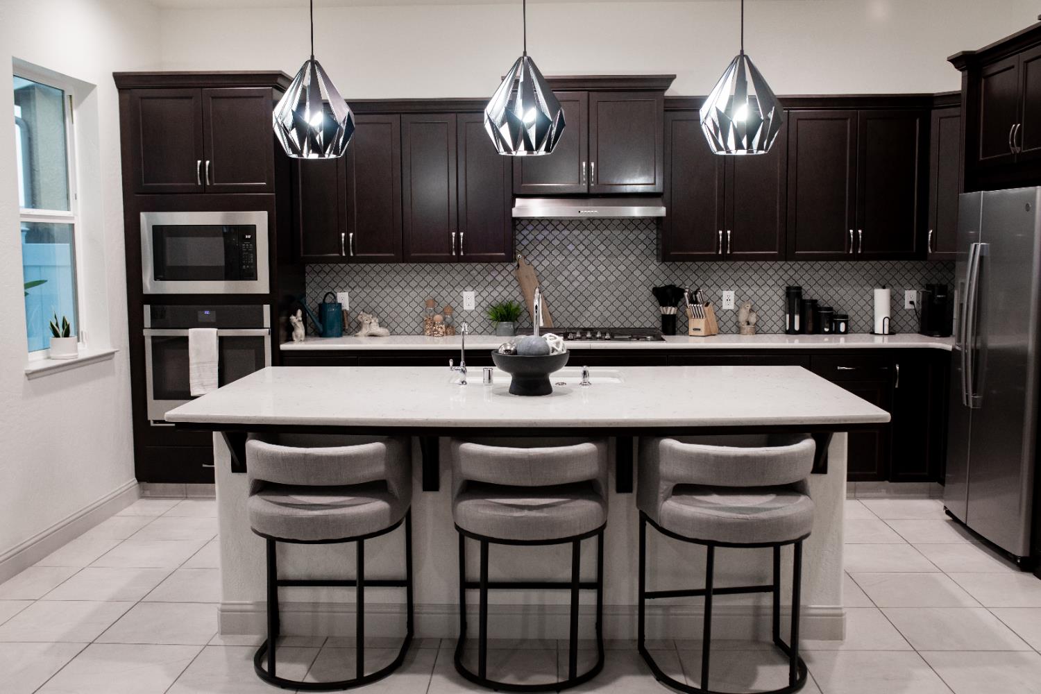 3045 Keats Ave, Clovis, CA 93619