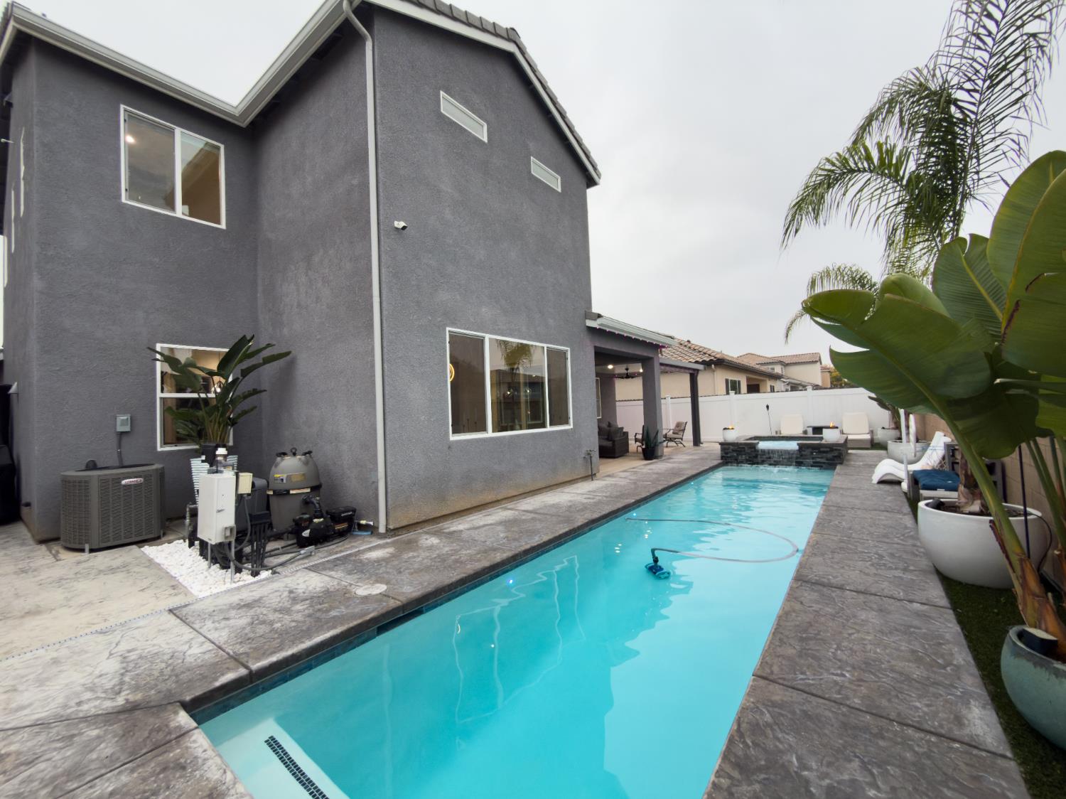 3045 Keats Ave, Clovis, CA 93619