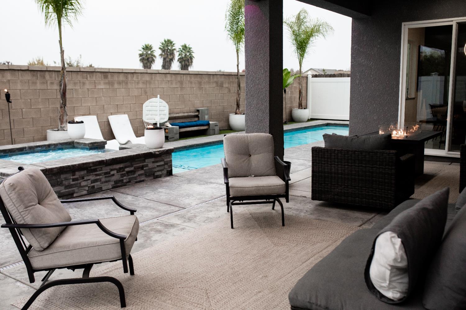 3045 Keats Ave, Clovis, CA 93619