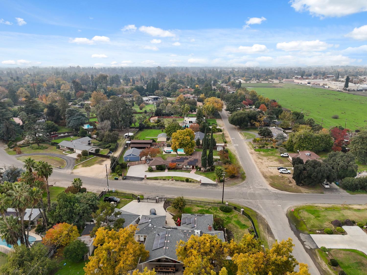 1112 S Sunnyside Ave, Fresno, CA 93727