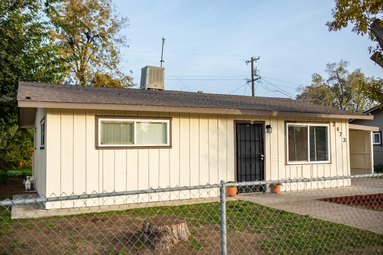 2473 S Boyd Ave, Fresno, CA 93725