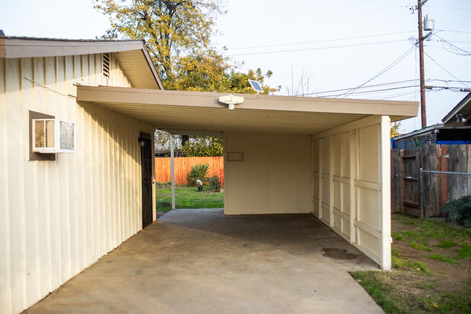 2473 S Boyd Ave, Fresno, CA 93725