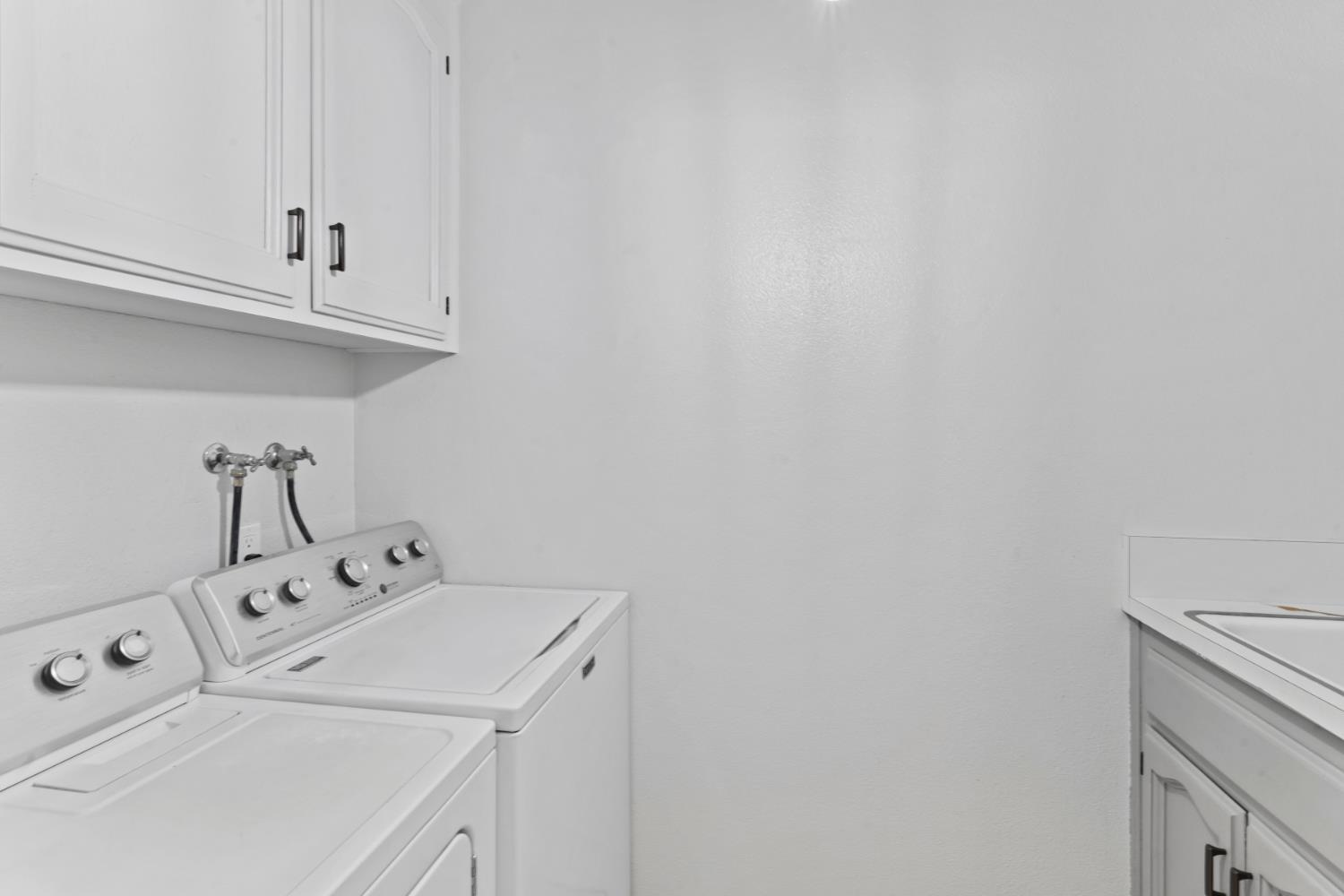 3620 W Beechwood Ave, Fresno, CA 93711