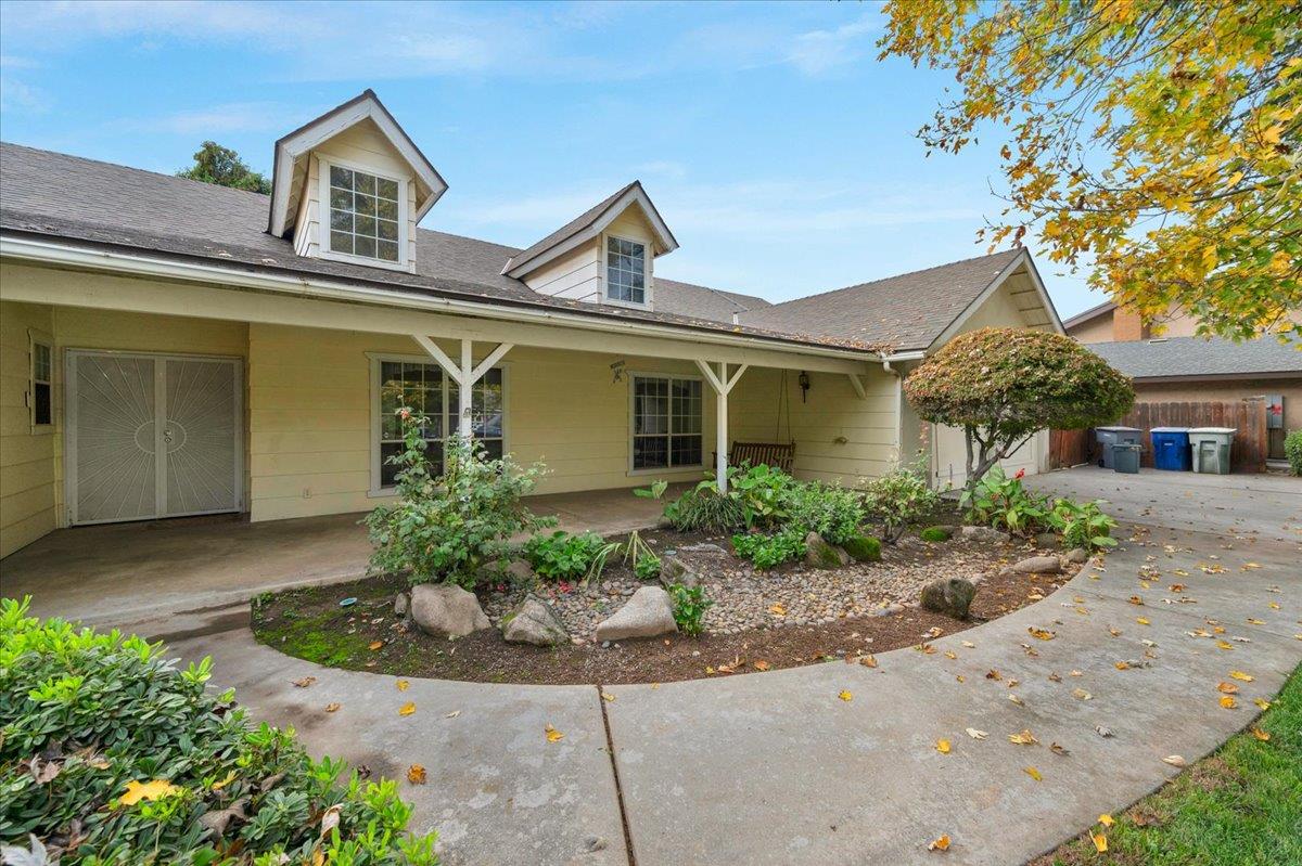 6691 N Feland Ave, Fresno, CA 93711