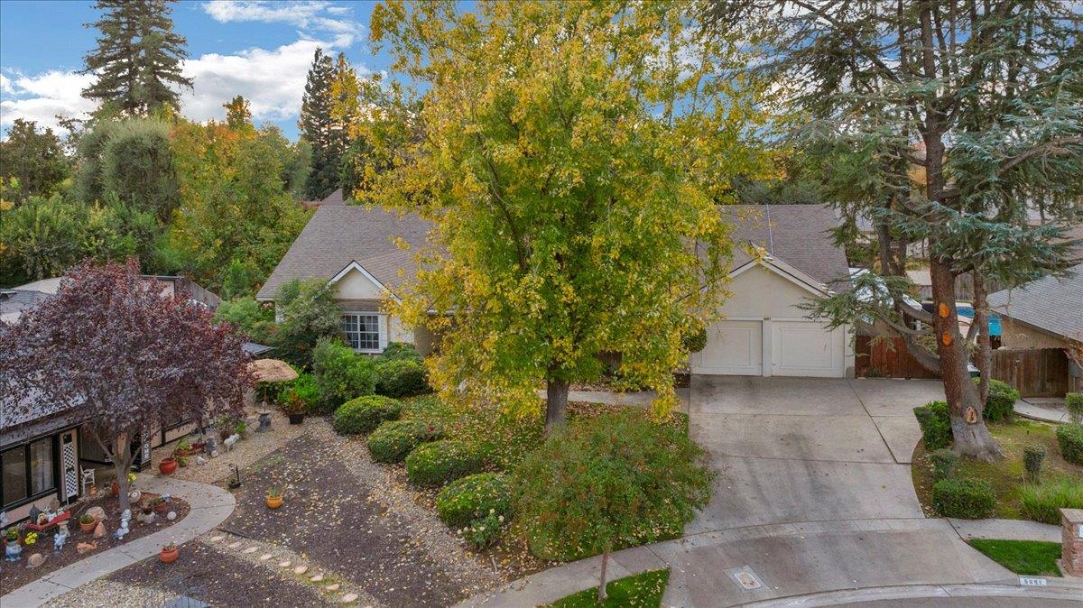 6691 N Feland Ave, Fresno, CA 93711