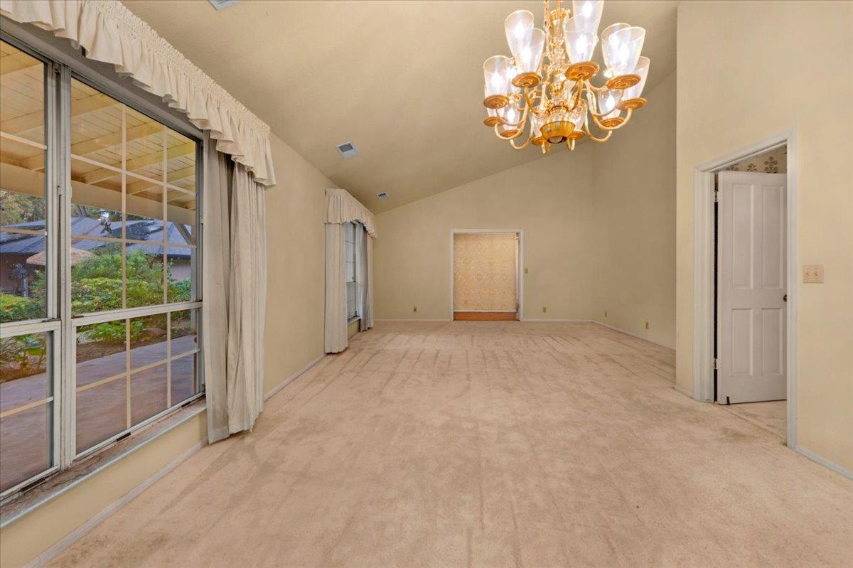 6691 N Feland Ave, Fresno, CA 93711