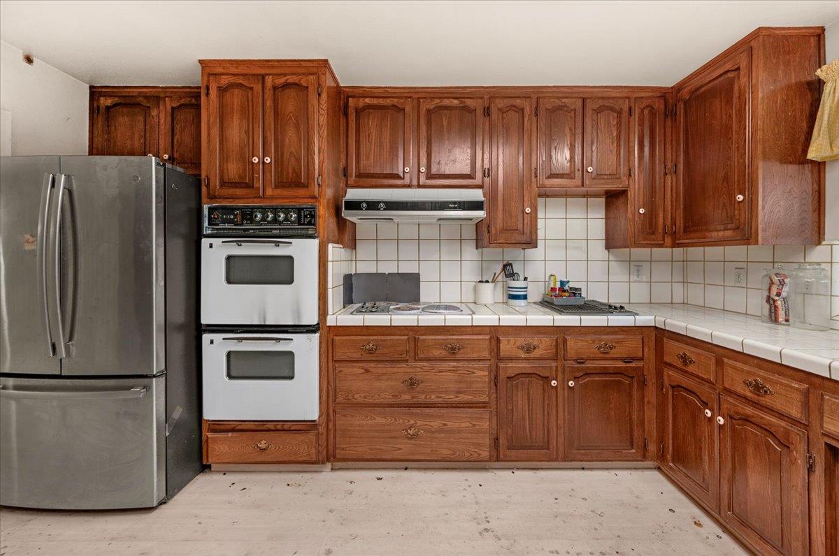 6691 N Feland Ave, Fresno, CA 93711