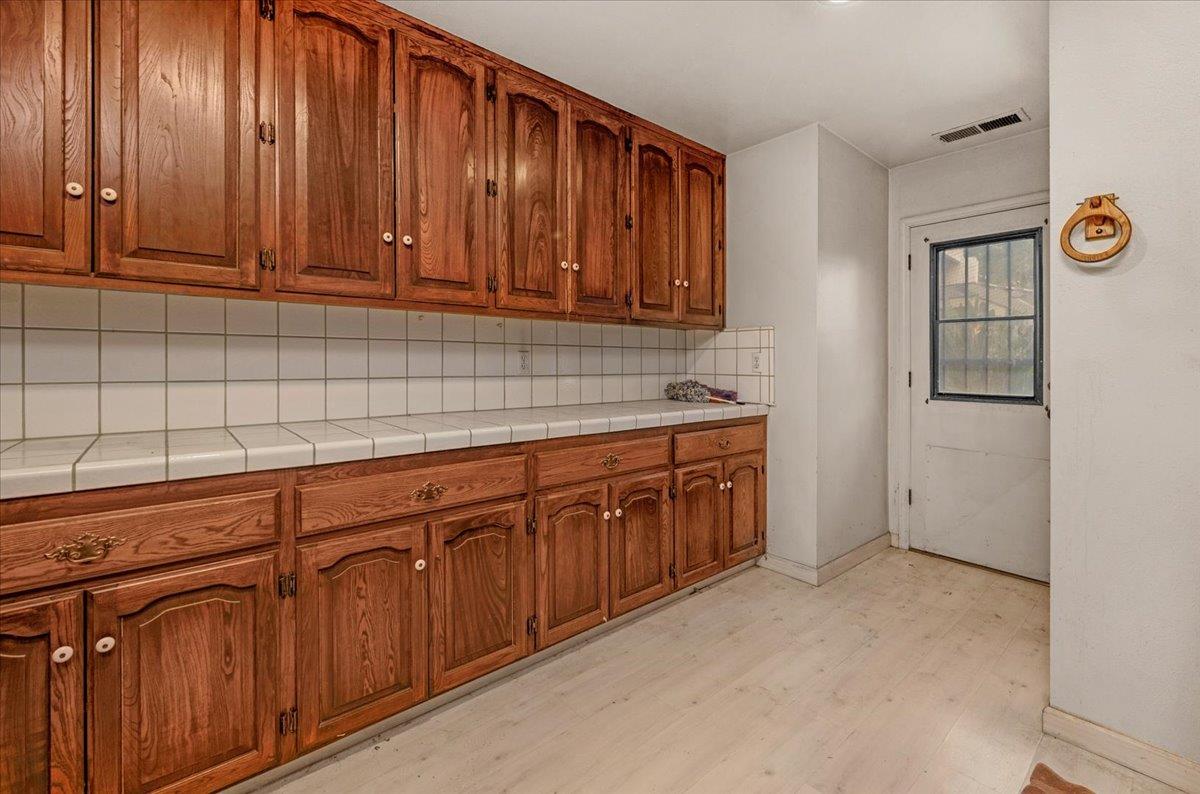 6691 N Feland Ave, Fresno, CA 93711