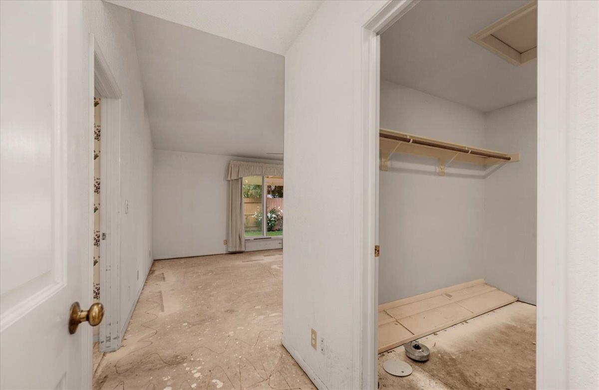 6691 N Feland Ave, Fresno, CA 93711