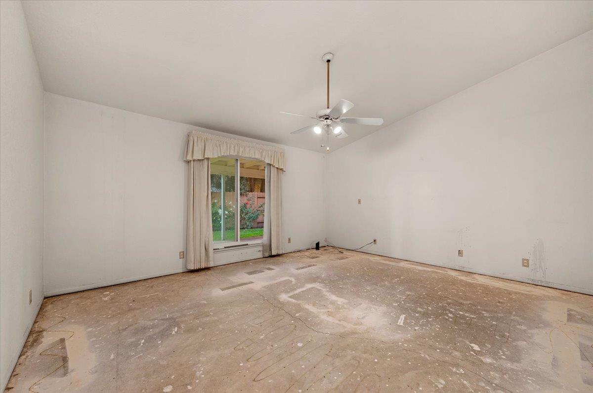 6691 N Feland Ave, Fresno, CA 93711