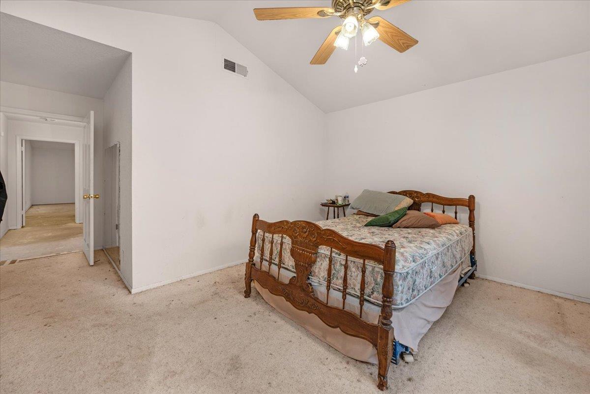 6691 N Feland Ave, Fresno, CA 93711