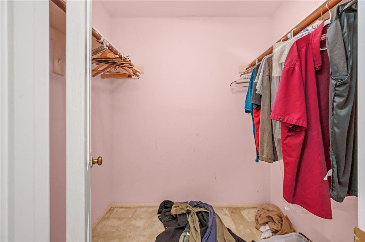 6691 N Feland Ave, Fresno, CA 93711