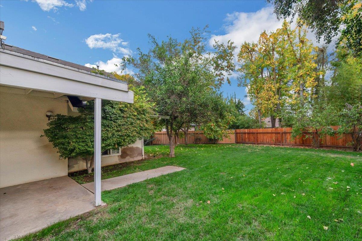 6691 N Feland Ave, Fresno, CA 93711