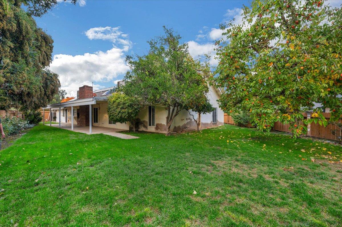 6691 N Feland Ave, Fresno, CA 93711