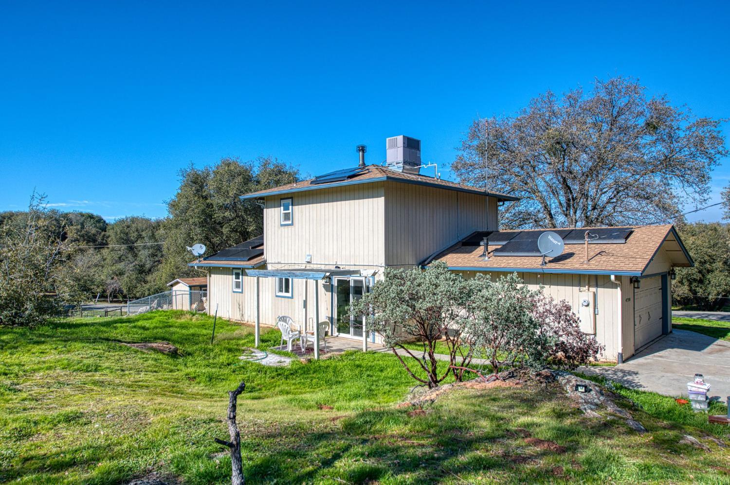 47300 Miwoc Ave, Coarsegold, CA 93614