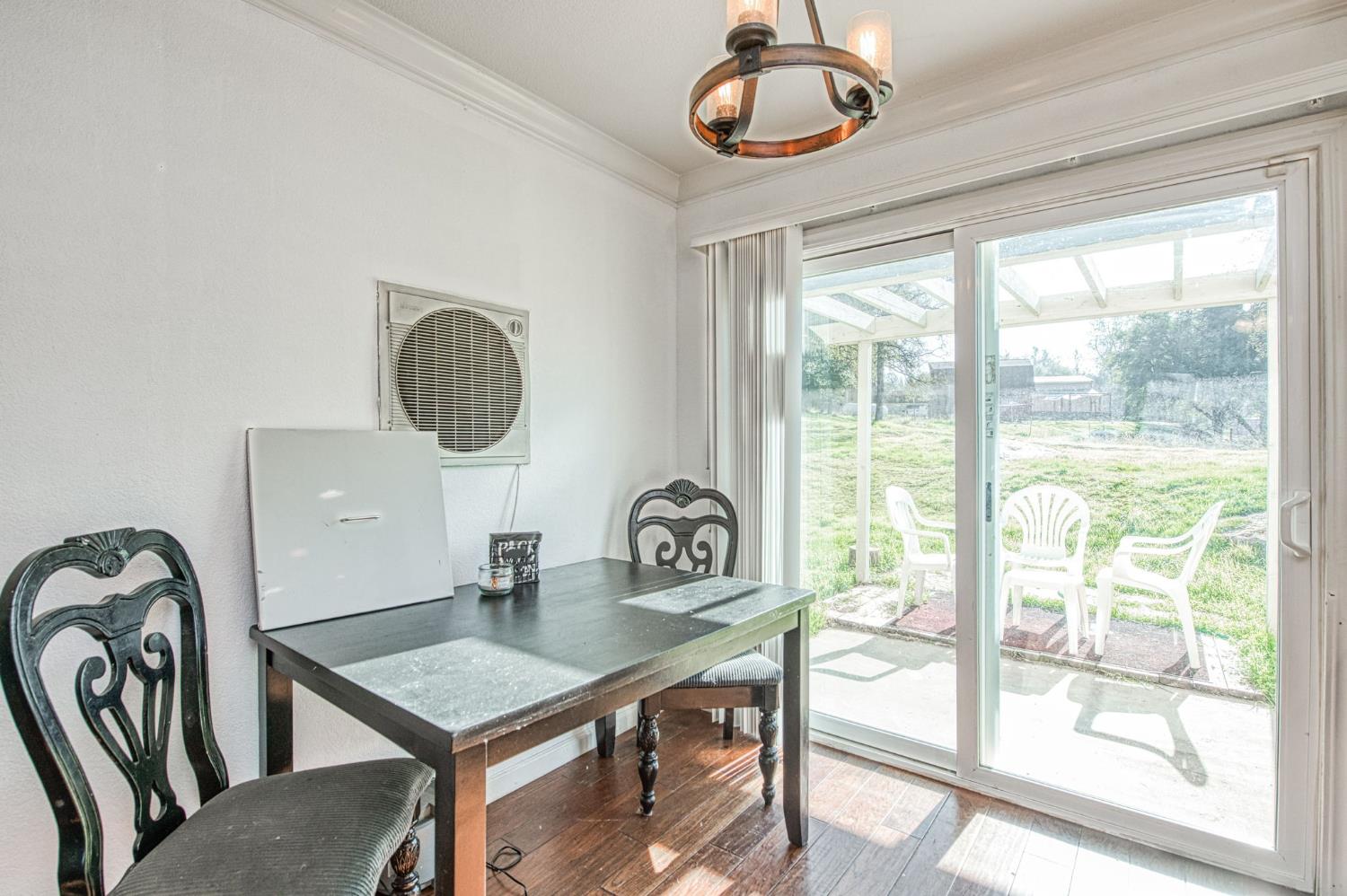 47300 Miwoc Ave, Coarsegold, CA 93614