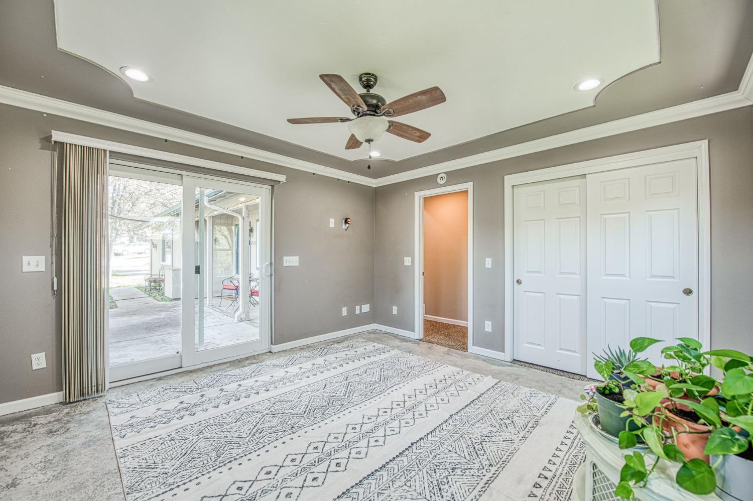 47300 Miwoc Ave, Coarsegold, CA 93614