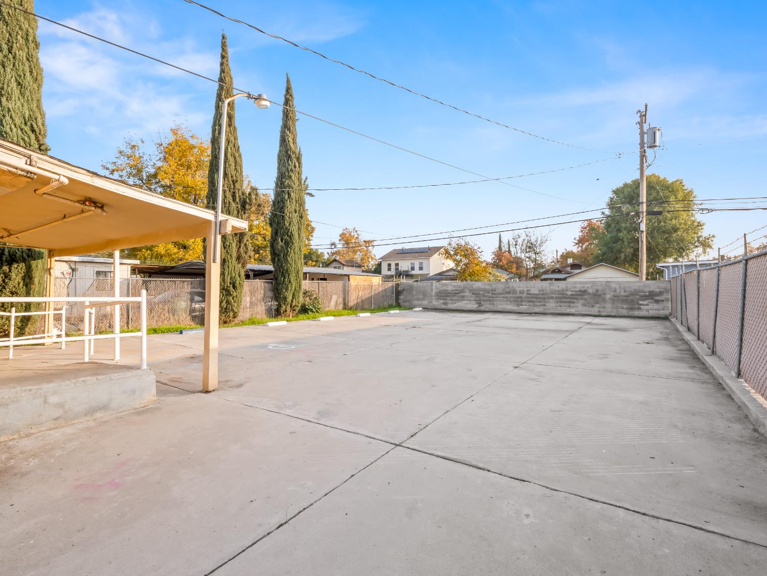 2624 E olive, Fresno, CA 93701