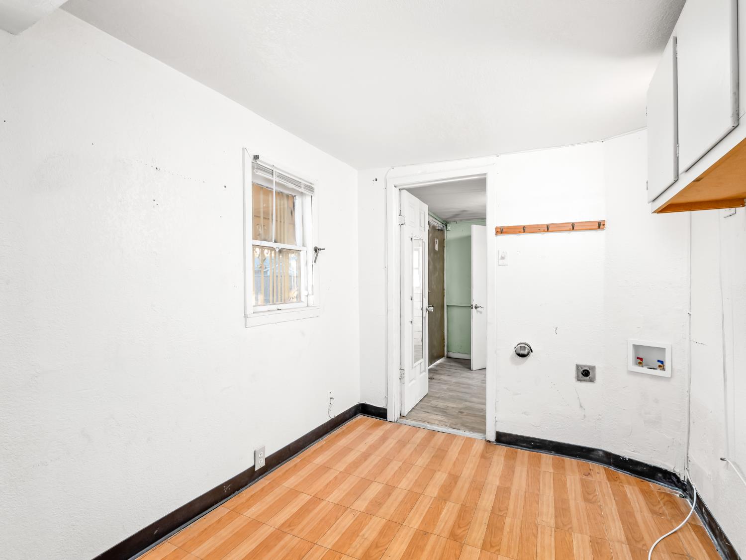 2624 E olive, Fresno, CA 93701