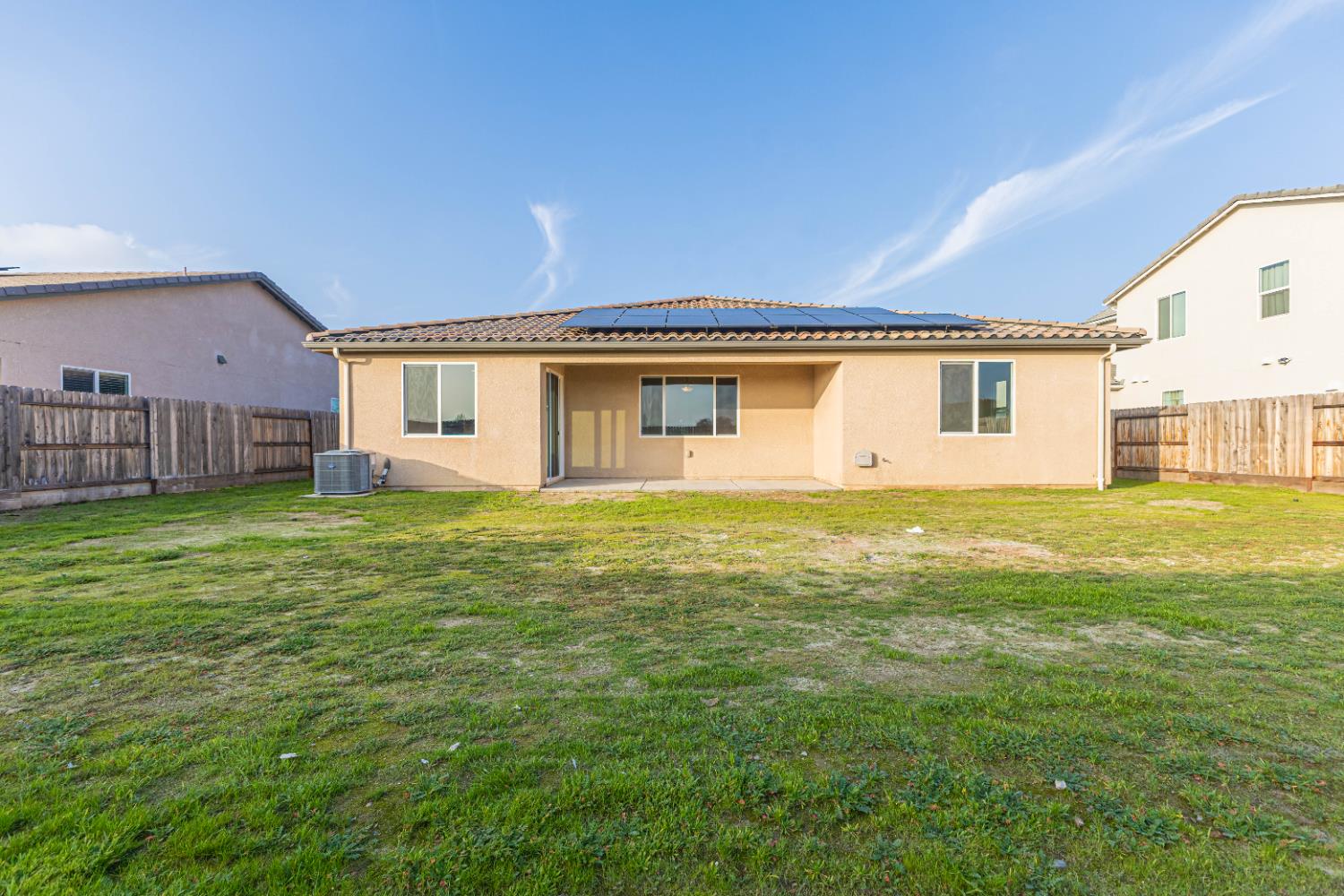 782 Skansen St, Kingsburg, CA 93631
