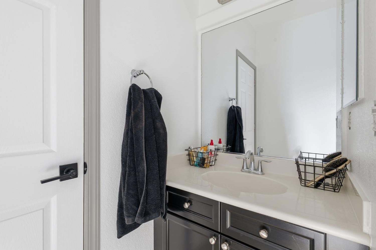 4215 Riopel Ave, Denair, CA 95316