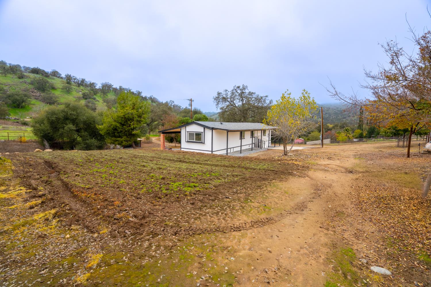 36712 Pebble Lane, Yokuts Valley, CA 93675