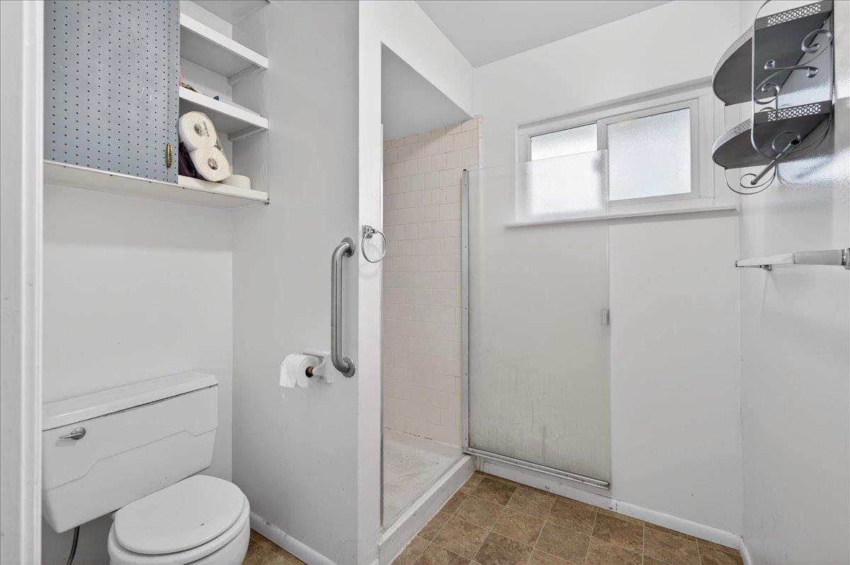 500 Friant Ct, Bakersfield, CA 93309