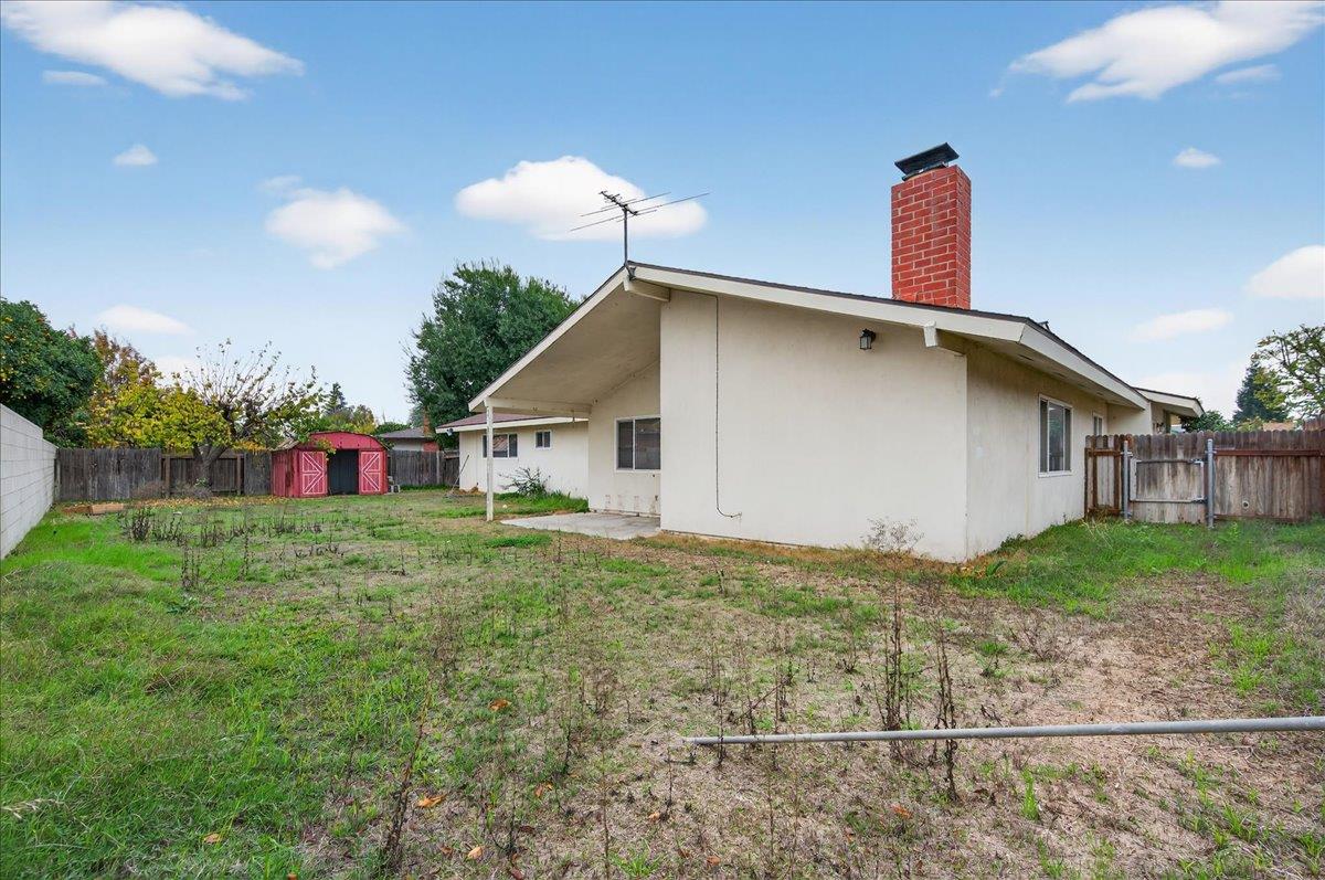 500 Friant Ct, Bakersfield, CA 93309