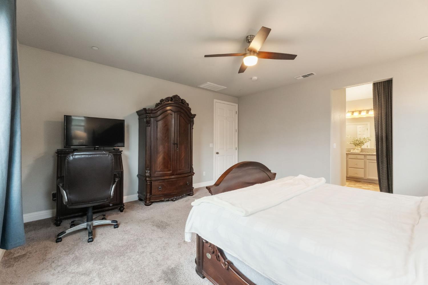 7330 E Princeton Ave, Fresno, CA 93737