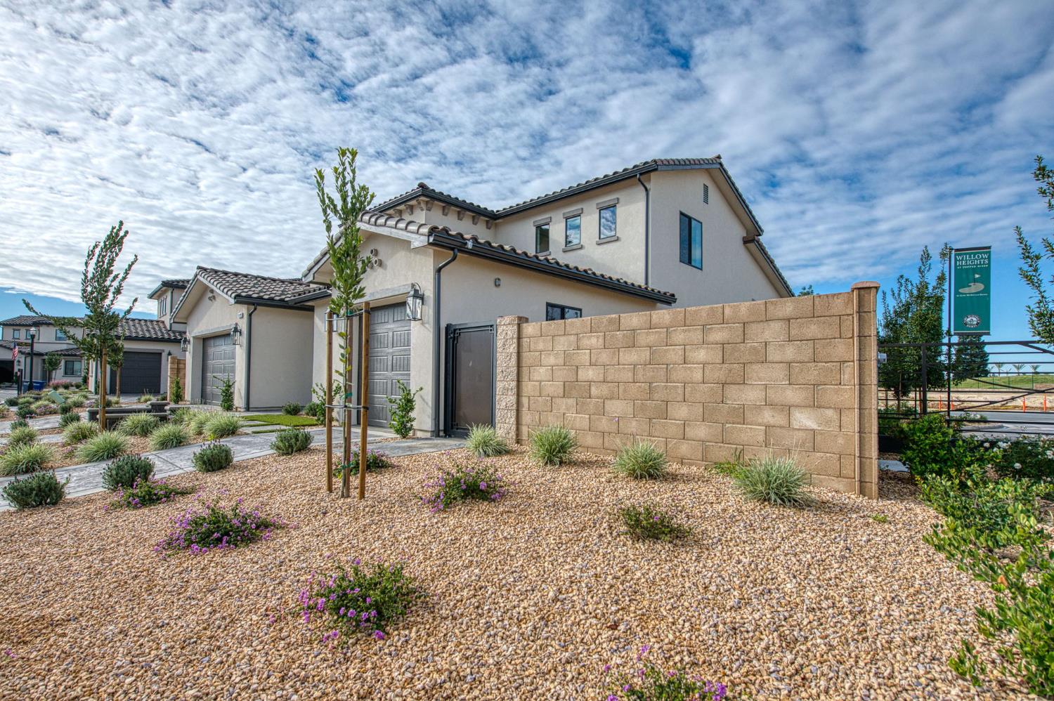 11429 N Live Oak Dr, Fresno, CA 93730