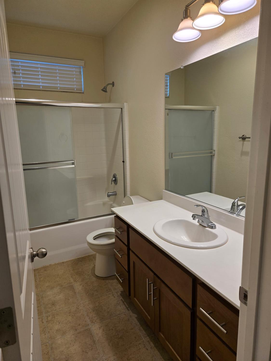 1442 Dynes, Merced, CA 95348